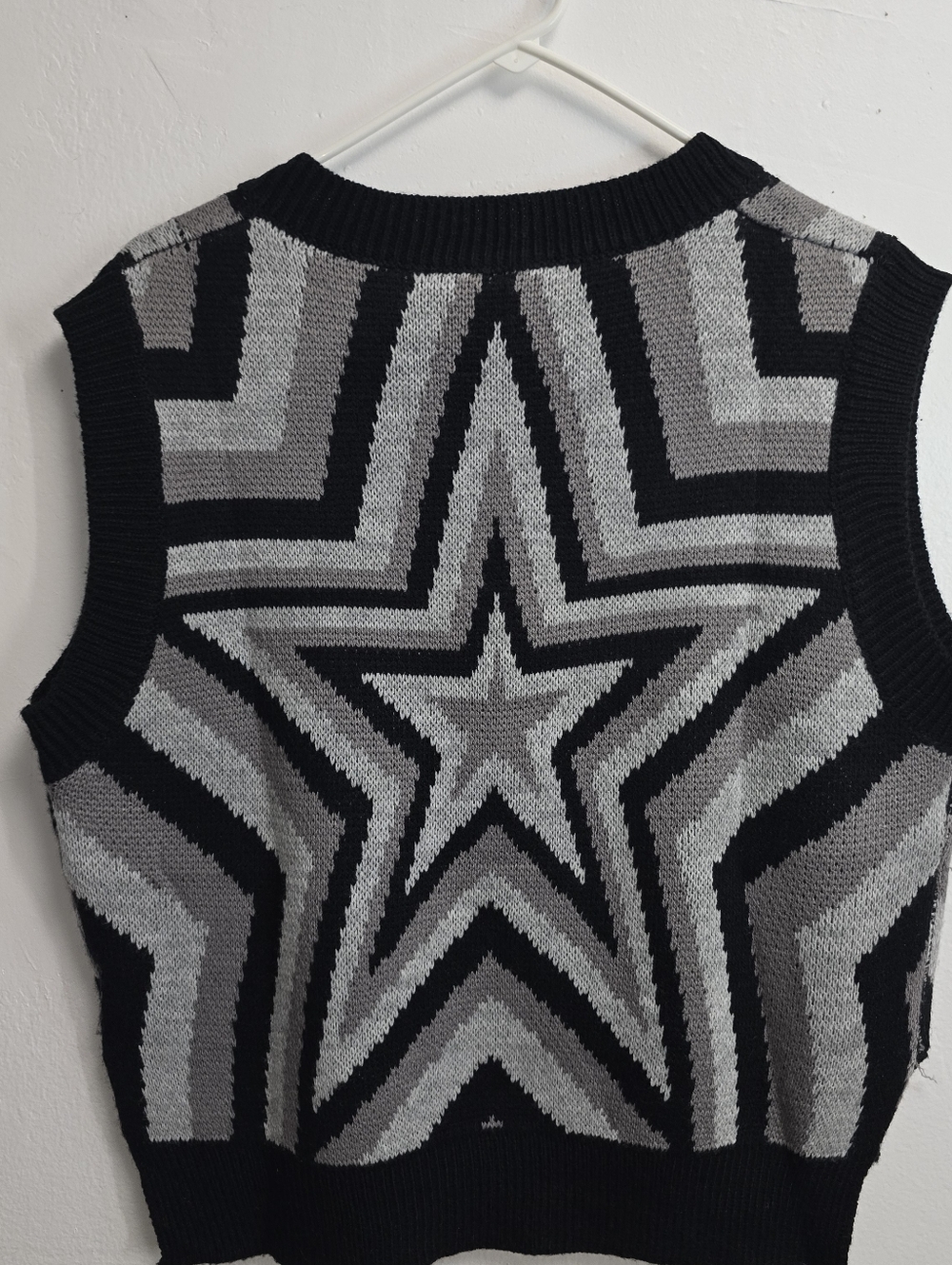 Shein Star Knit Crop Vest Black Gray Sleeveless Size S - Picture 5 of 5
